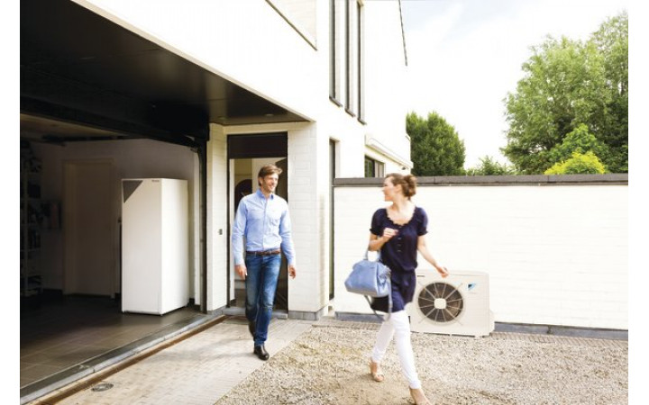 Daikin EHVH04S18CB3V